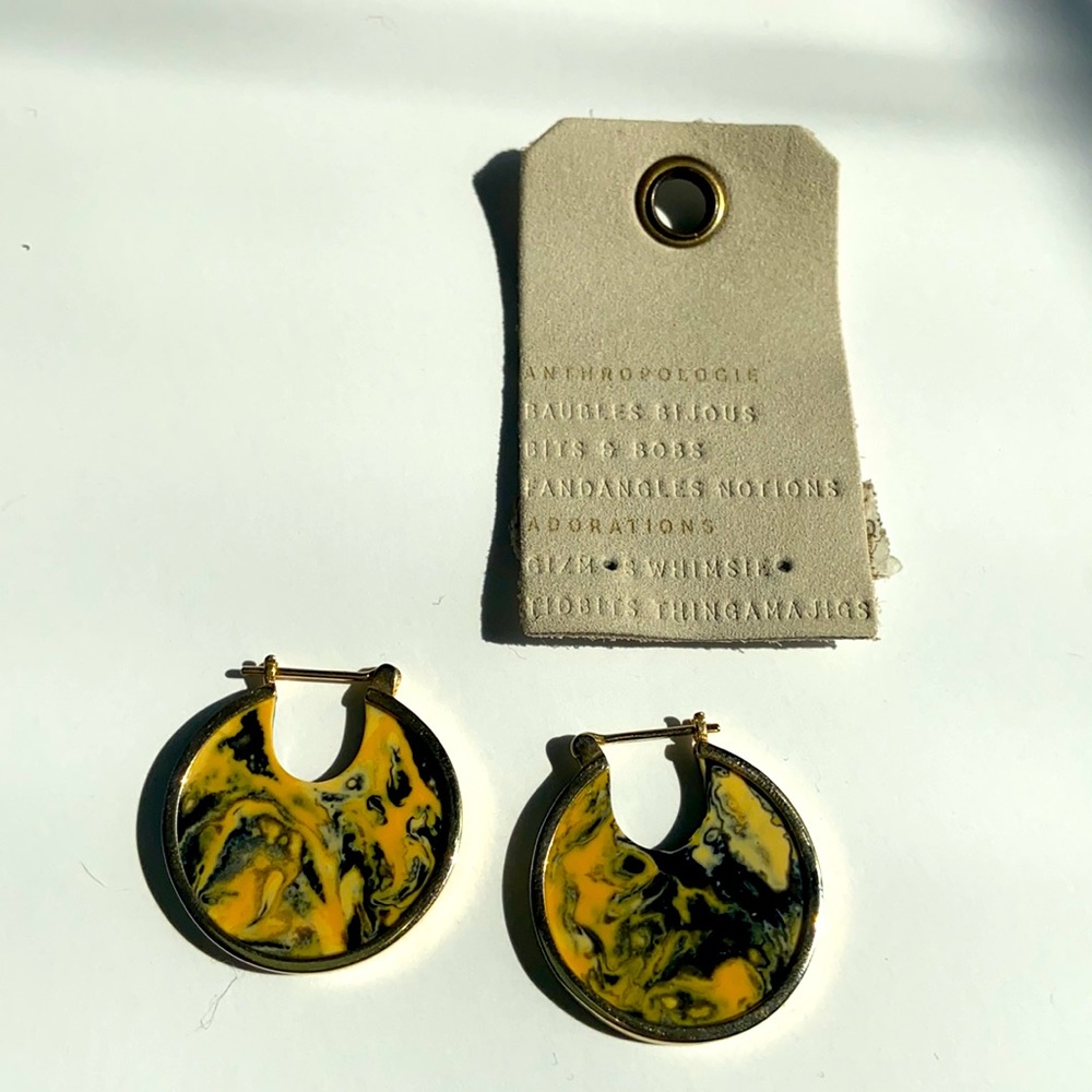 NWT Anthropologie hoop earrings, gold toned